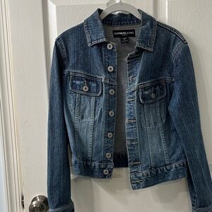 Express Y2K Women's Fitted Denim Jacket. Size Small. Medium wash.